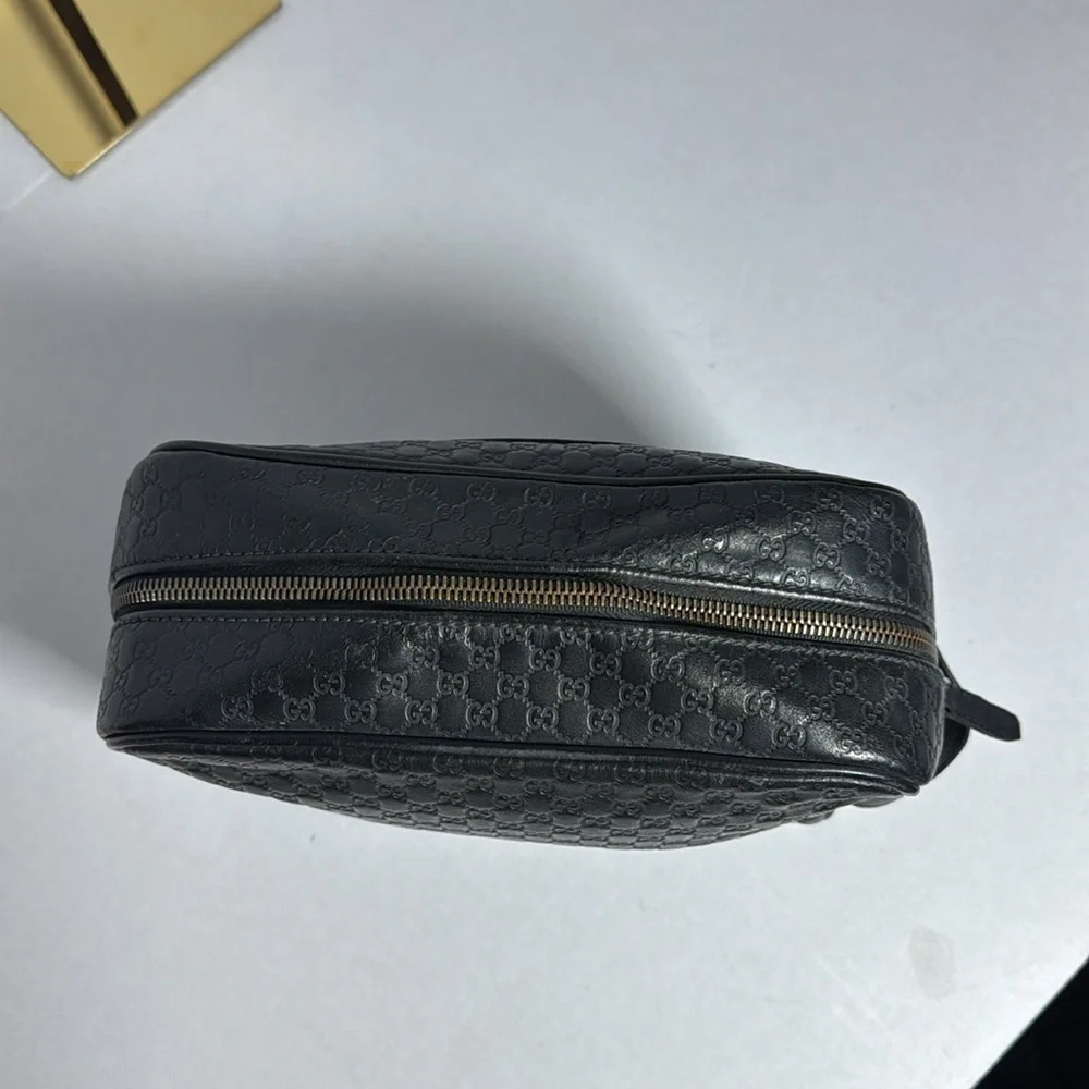 AUTHENTIC GUCCI DOP KIT IN BLACK GG LEATHER